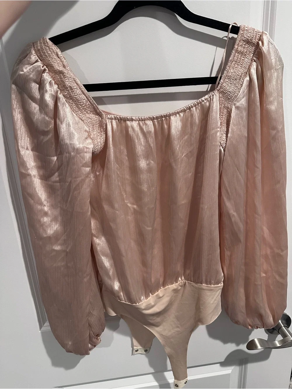 ASTR Blush Pink Square-Neck Satin Puff-Sleeve Top
